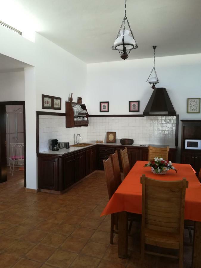 Vivienda Vacacional La Canada Tinajo Exterior photo